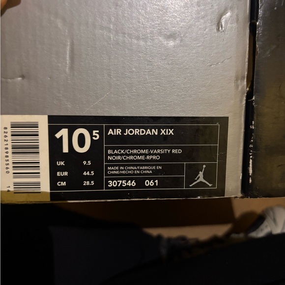 Air Jordan 19 (XIX) – Black/Chrome/Varsity Red
